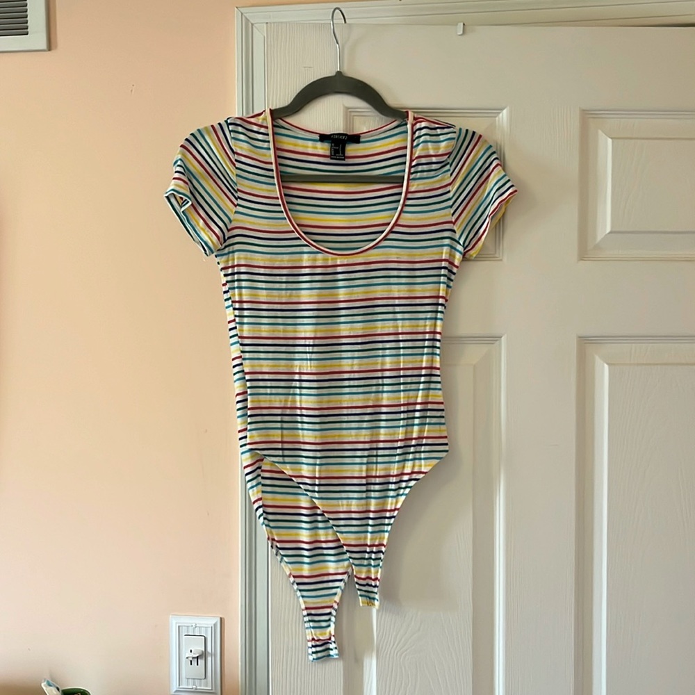 I grew out of it! There are multiple stripes on it; red, navy, green, and blue.